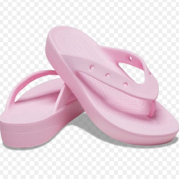 Crocs Classic Platform Flip Flops - Picture 1 of 10